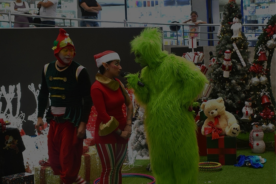 banner footer Clientes en tienda del centro comercial