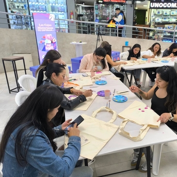 2025 mes de la mujer 8